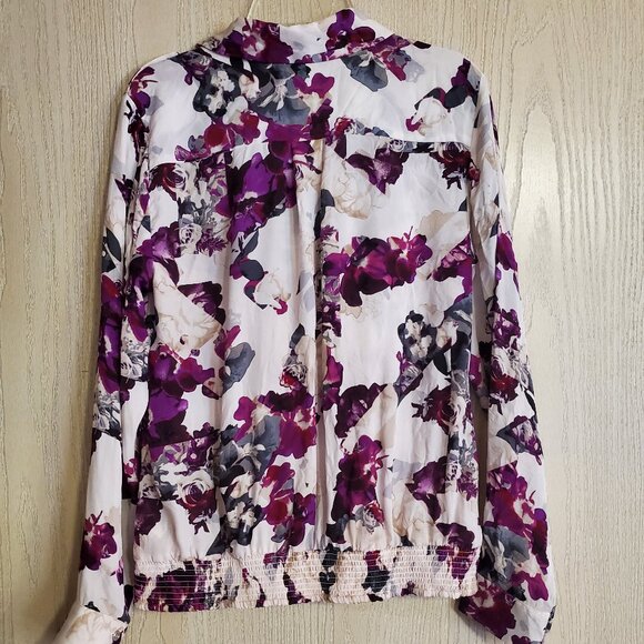 White House Black Market Sheer Silk Blouse - Picture 3 of 7